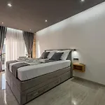 Villa Crowonder Travera 2 With Heated Swimming Pool - Crowonder Luxury Rent Privlaka (Zadar)
