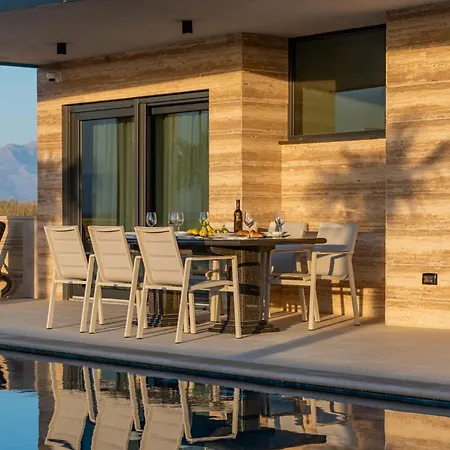 וילה Crowonder Travera 2 With Heated Swimming Pool - Crowonder Luxury Rent