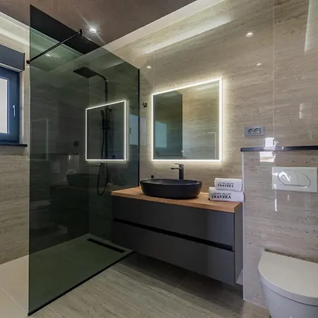 Crowonder Travera 2 With Heated Swimming Pool - Crowonder Luxury Rent וילה