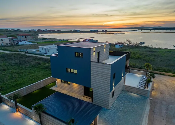 Crowonder Travera 2 With Heated Swimming Pool - Crowonder Luxury Rent Вилла *