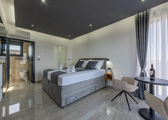 Вилла Crowonder Travera 2 With Heated Swimming Pool - Crowonder Luxury Rent *