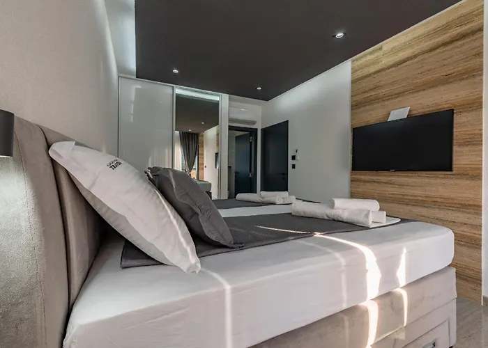 Вилла Crowonder Travera 2 With Heated Swimming Pool - Crowonder Luxury Rent